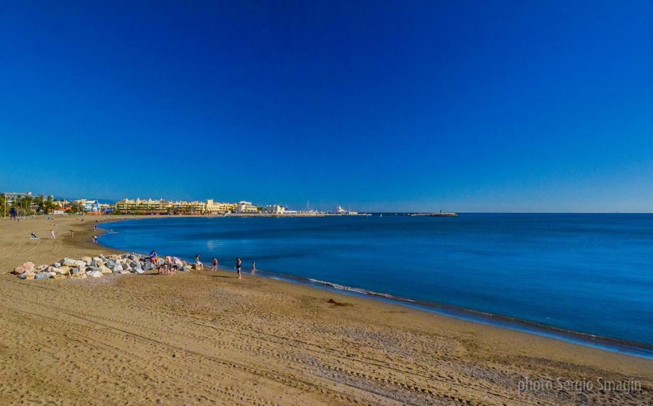 Lomas de Mena, 21 - Ático con vistas al mar - Piscina y Barbacoa - PARKING GRATIS - EXCELENTE CONEXIÓN WIFI Benalmádena Exterior foto